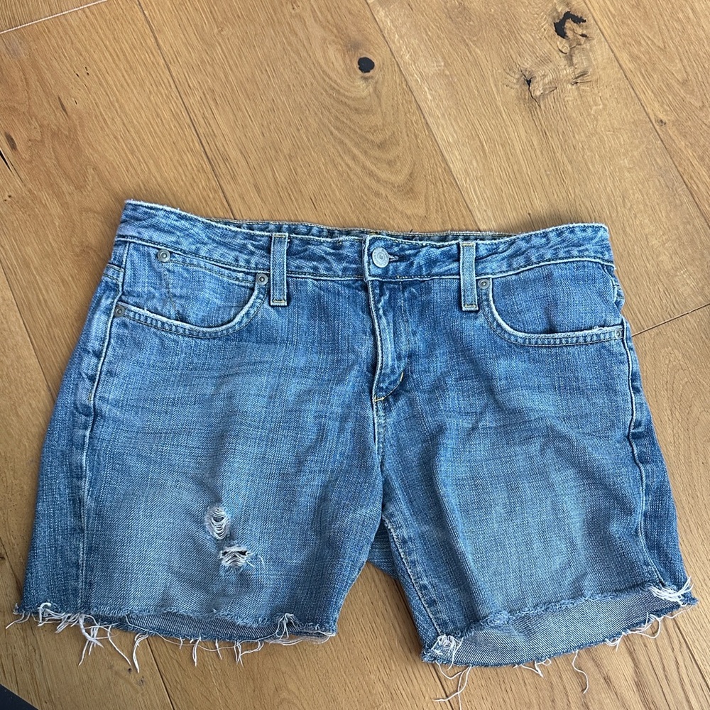 Per denim & Cloth Distressed denim cutoff shorts, size 28 in great condition